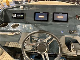 38593_hdfx6_play_24_electric_7057_-_3_1_.jpg