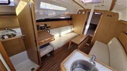 05f82_nnn7i_sun_odyssey_30i_marseille_36_.jpg