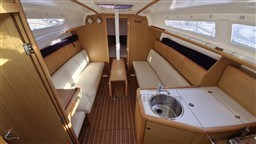c31bf_bgbrc_sun_odyssey_30i_marseille_24_.jpg