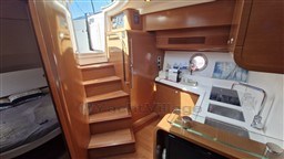 fbbe1_lrjri_beneteau_gt44_31_.jpg