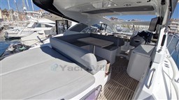 7c059_fd6x5_beneteau_gt44_16_.jpg