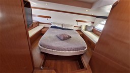 da76e_rvtle_beneteau_gt44_47_.jpg