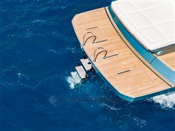 7f789_zi4gm_1_boarding_ladder.jpg