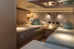 dd565_5svzg_8_guest_cabin.jpg