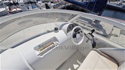 636bd_eucbl_beneteau_flyer_viva_780_avec_place_a_marseille_19_.jpg