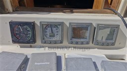 6e765_ugqbm_x-yacht_402_marseille_4_.jpg