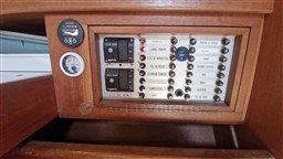 22455_tb35a_x-yacht_402_marseille_12_.jpg