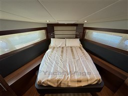 ce145_r4tvf_queens_50_53_.jpg
