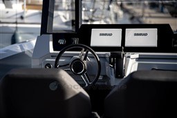 3711c_e1f2q_roamer_29_-_large21.jpg