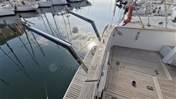 eec51_wnlyn_beneteau_antares_10.80_-_my_bateau_marseille_90_.jpg