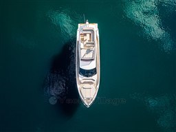 e93f2_lcajl_f550-out2.jpg