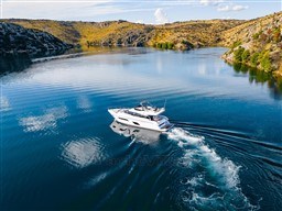 ed13b_4mx5s_f550-out9.jpg