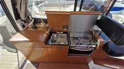 cff89_lhjfi_jeanneau_nc9-_my_bateau_marseille_25_.jpg