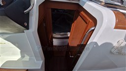 eff3d_r28va_jeanneau_nc9-_my_bateau_marseille_58_.jpg