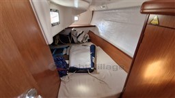 c8a96_ukt3y_beneteau-oceanis-323_avec_place_de_port_possible_7_.jpg