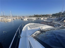 f2443_raxn6_beneteau_gt_41_20_.jpg