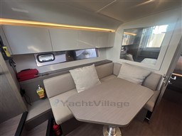 5692c_2jbgg_beneteau_gt_41_40_.jpg