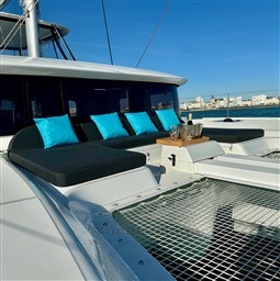 a755e_gnlo1_lagoon_46_cnb_bandol_marseille_bormes_les_mimosas_loa_en_cours_150_.jpg