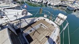 69ae0_fdhdb_jeanneau_aquila_a_vendre_marseille_33_.jpg