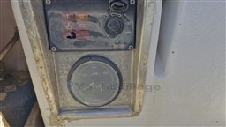 51493_mcdoz_jeanneau_aquila_a_vendre_marseille_29_.jpg