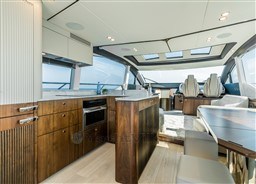 8f8fa_n6pbu_phantom_65_interior_06836.jpg