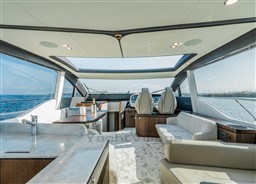 5a7a6_csm5a_phantom_65_interior_07547.jpg