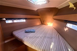 10bee_1gl4l_a-vendre-voilier-dufour-410-grand-large-chez-tenor-yachts-a-hyeres-dans-le-sud-de-la-france-4.jpg