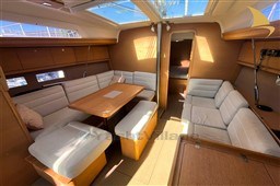 f5881_dbd8k_a-vendre-voilier-dufour-410-grand-large-chez-tenor-yachts-a-hyeres-dans-le-sud-de-la-france-16.jpg