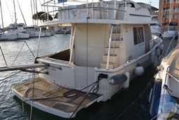 d83fa_crwsa_bateau_mainship-400-expedition_7473857.jpg