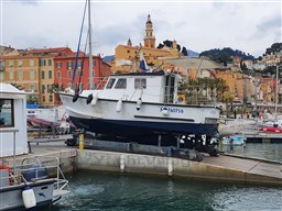 822f0_xglfv_titaua3.jpg