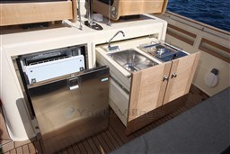 8bad4_dwk8q_rhea_marine_35_open_3_.jpg