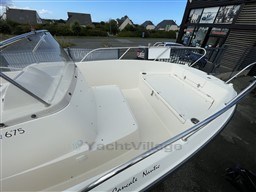 91dad_xnaqi_bateau_quicksilver_activ_675_d_occasion_2022_-_moteur_mercury_optimax_200_cv.jpg