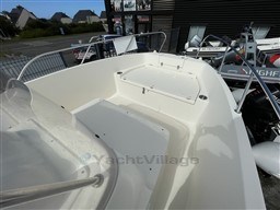 955b8_abkz9_bateau_quicksilver_activ_675_d_occasion_2017_-_moteur_mercury_optimax_200_cv.jpg