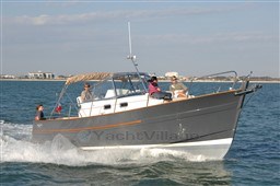0009c_bateau_rhea-rhea-850-open_3916409.jpg