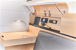 b6432_iifnj_voilier_dehler_38_sq_-_int_rieur_2_.jpg