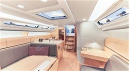 0371c_wjul9_voilier_dehler_38_sq_-_int_rieur_3_.jpg