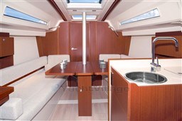e8efb_bateau_hanse-315_5056928.jpg