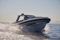 5a7d4_nrkrk_bateau_de_plaisance_moteur_hors_bord_xto_5_.jpg