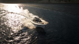 84a16_nz5fm_bateau_de_plaisance_moteur_hors_bord_15m_2_.jpg