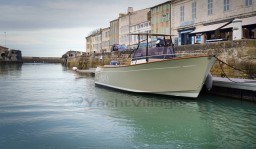4fa84_tyipr_bateau_sur_et_facile_moteur_hors-bord_2_.jpg