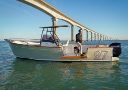 176c2_bg51y_bateau_a_moteur_pour_la_peche.jpg