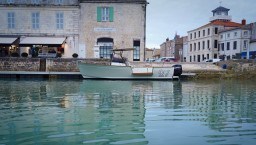 82eea_9npqp_bateau_a_moteur_pour_la_bretagne_1_.jpg