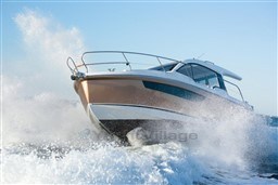 85d47_bateau_sealine-c330_5097302.jpg