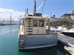 17738_tzgdc_bateau_a_moteur_avec_beaucoup_d_autonomie.jpg
