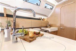db9b8_8vf9a_interieur_voilier_dehler_42_3_.jpg