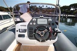 cfea4_xzgm9_bateau_pneumatique_soleil_salpa_23_1_.jpg