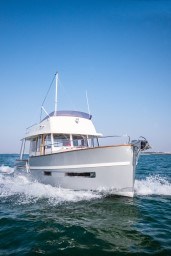 5fcc8_zbw9j_rhea_trawler_34_6_.jpg