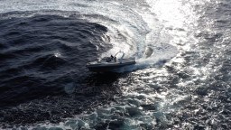 f1bb8_6hyaw_bateaux_pneumatique_salpa_soleil_1_.jpg