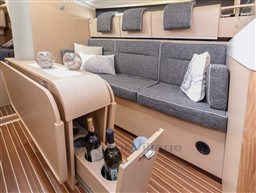 61a03_tvrhs_interieur_voilier_dehler_34_1_.jpg