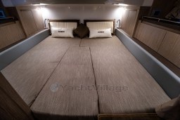 d9534_ey3rj_bateau_a_moteur_neuf_rapdie_et_confortable_2_.jpg